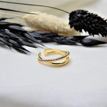 X Crossover Ring X Crossover Ring