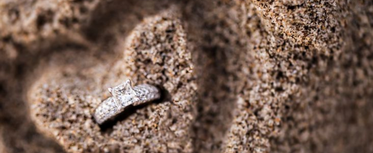 How to Protect Your Diamond Engagement Ring when Wearing to the Beach ...