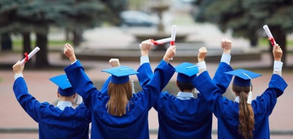 Honor their Achievements With Your Best Graduation Gift Ideas