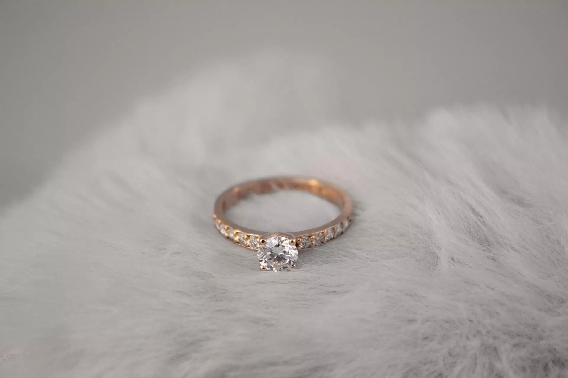 Moissanite Engagement Rings In Louisville - Kentucky