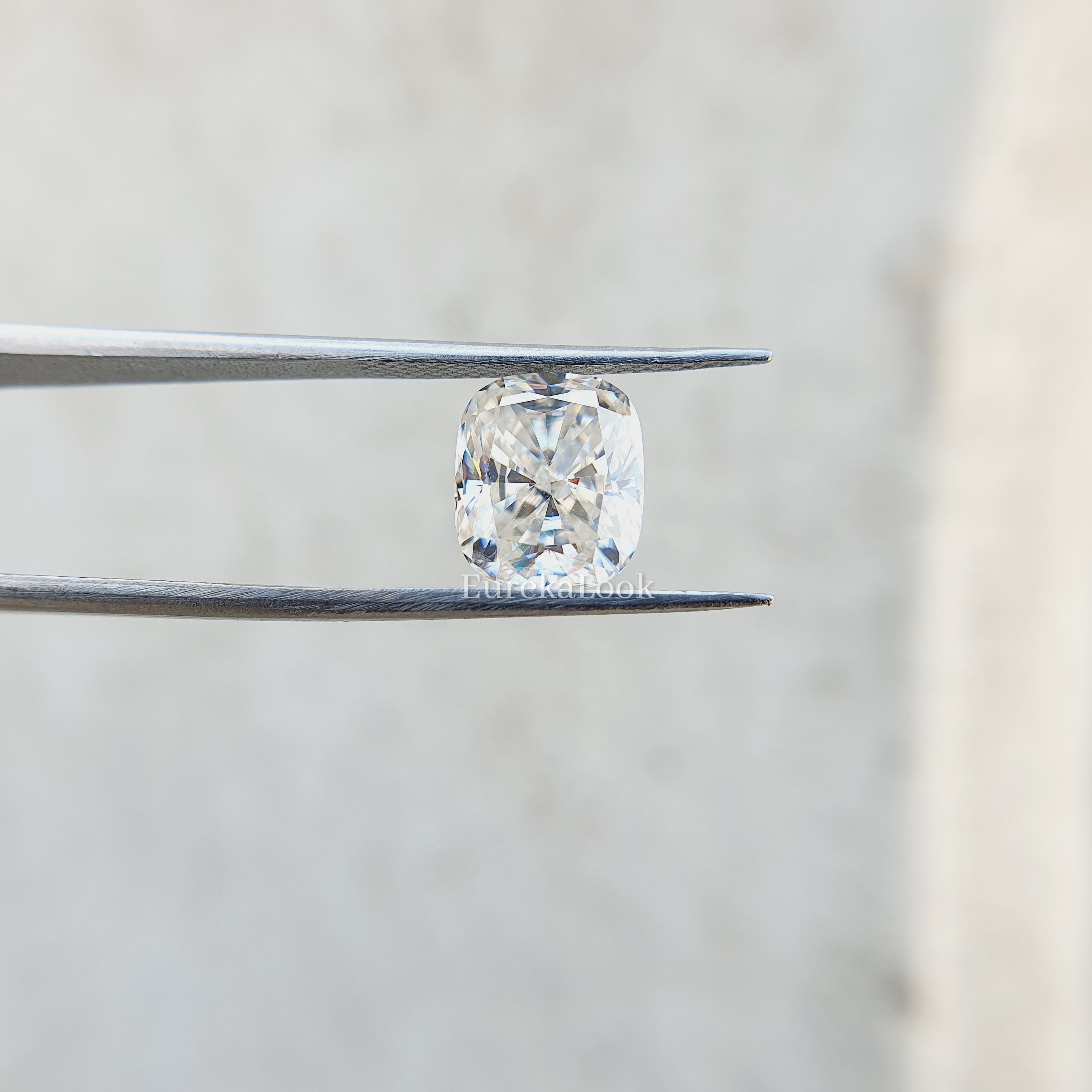 9*8mm Elongated Cushion Cut Moissanite - Eurekalook