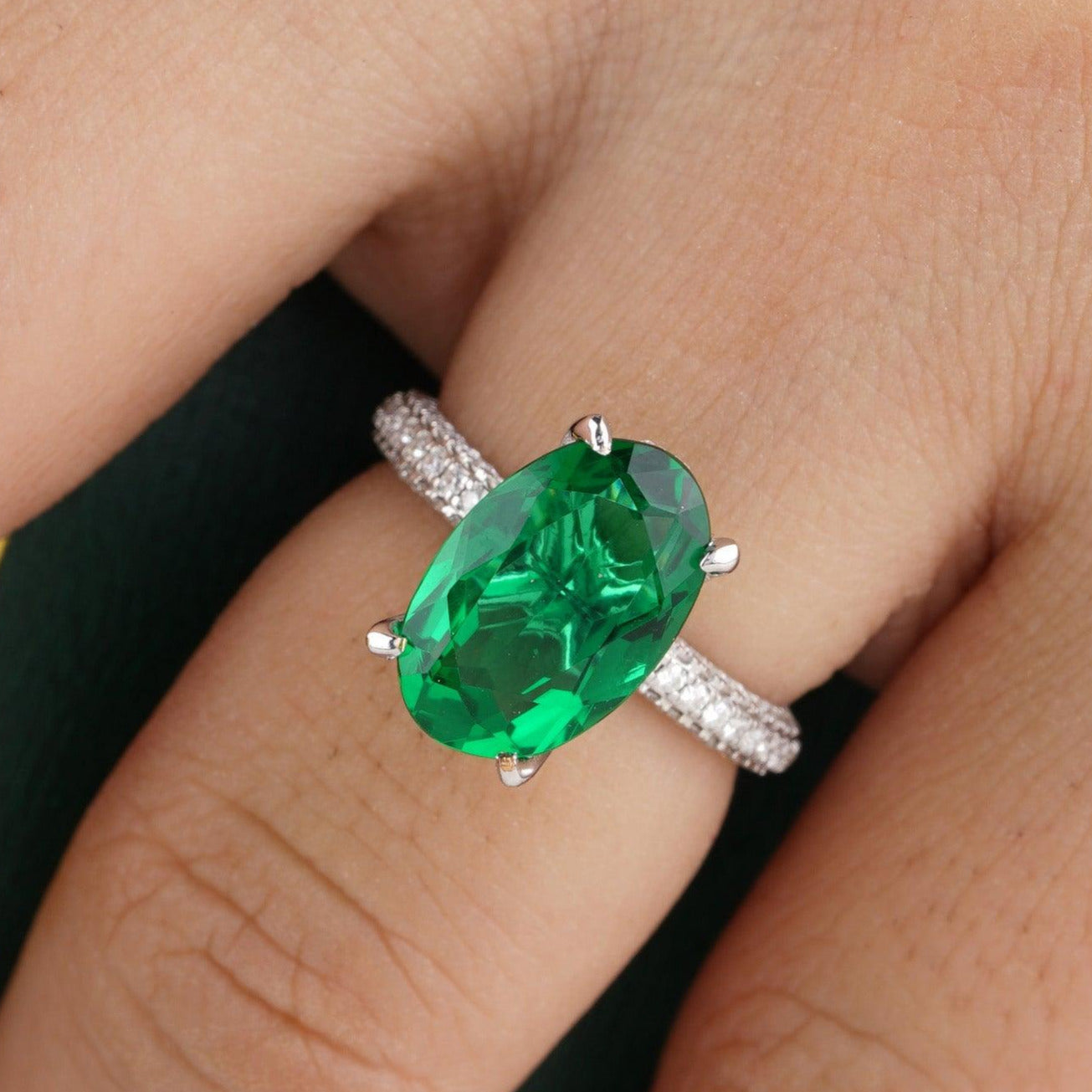4.48 CTW Oval Cut Emerald Vintage Wedding Ring For Women - Eurekalook