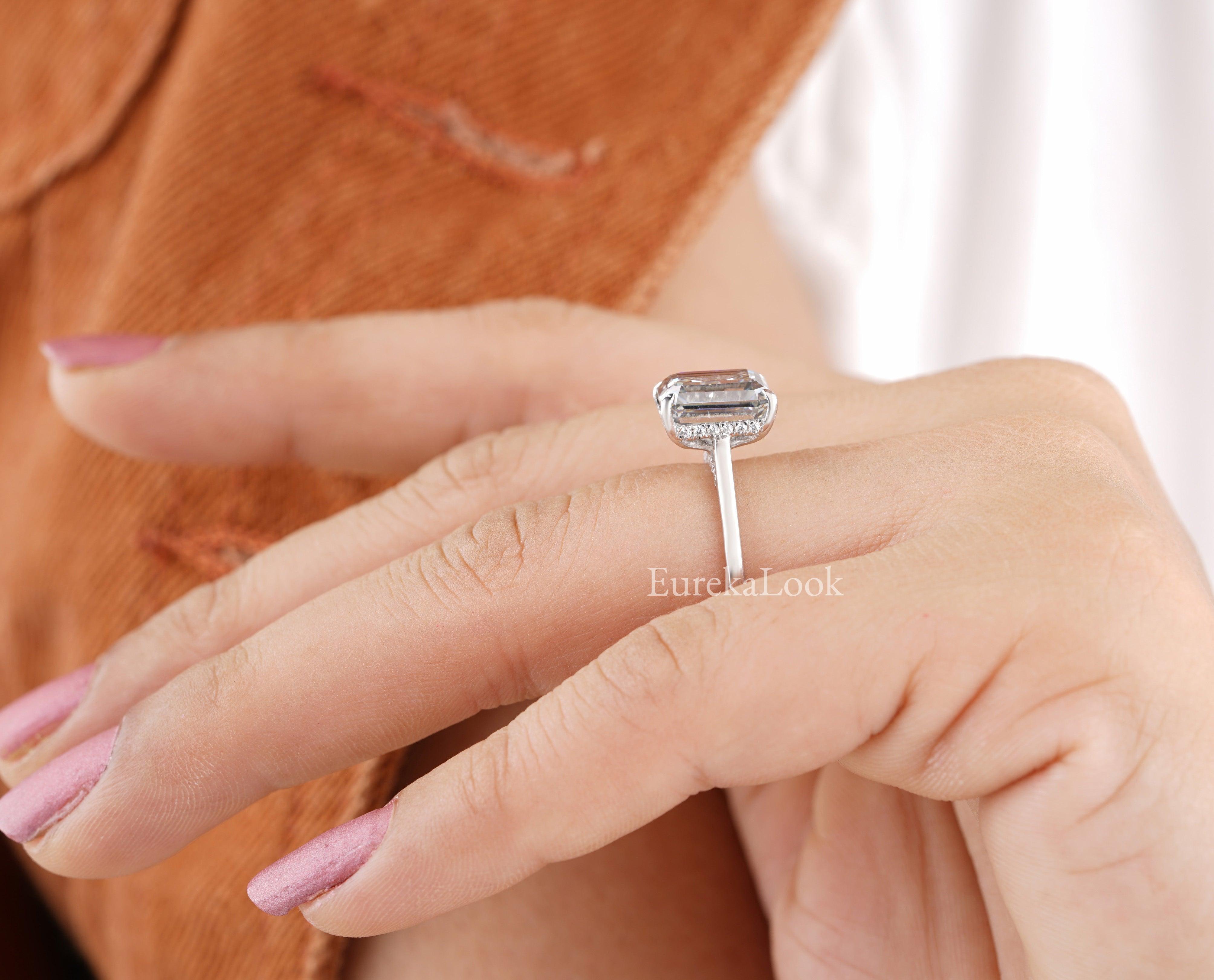 2.50CT Unique Emerald Cut Moissanite Engagement Ring - Eurekalook
