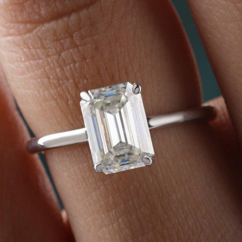 2 CT Emerald Cut Solitaire Moissanite Engagement Ring - Eurekalook