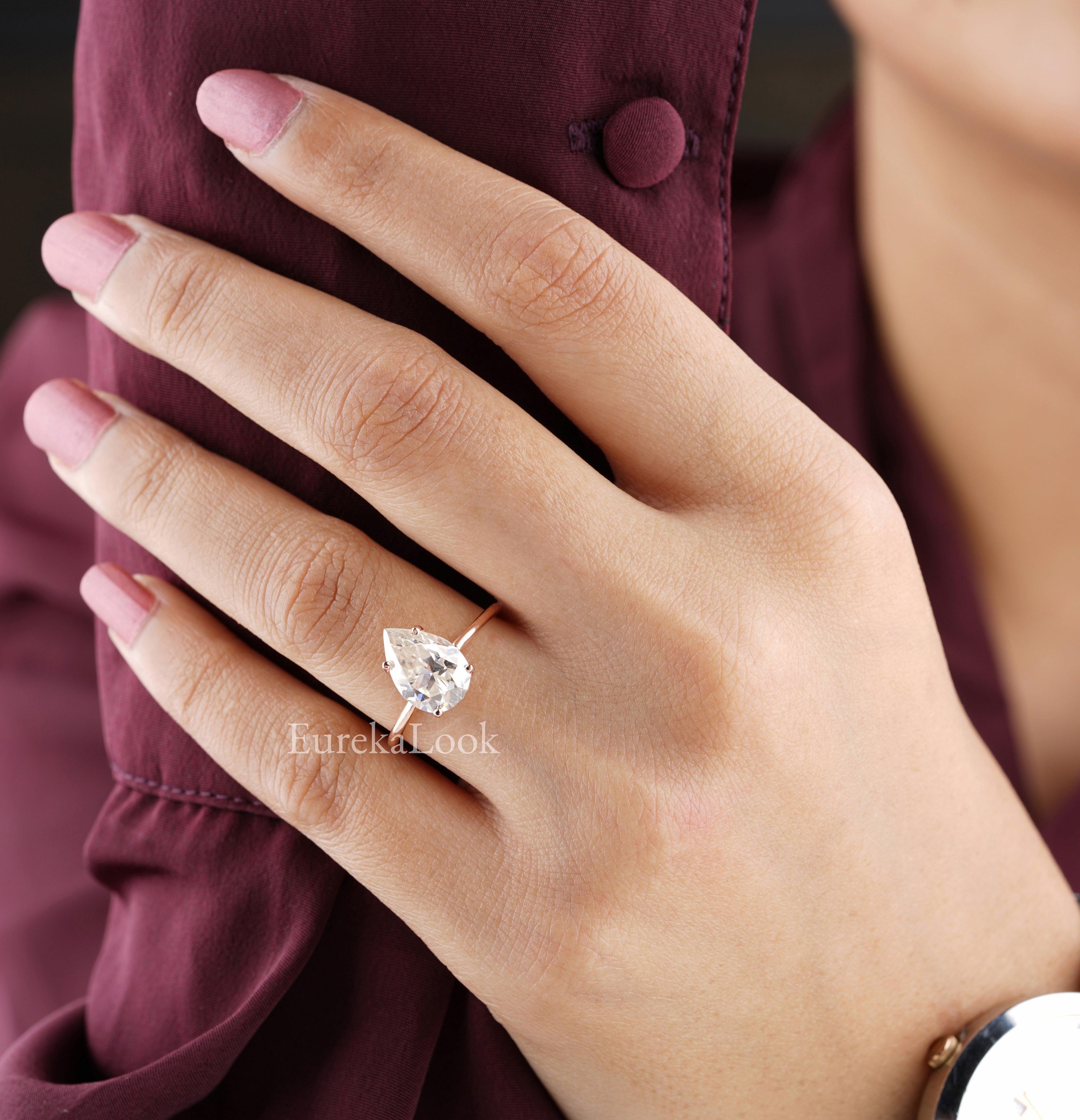 2.50CT Pear-Cut Moissanite Solitaire Engagement Ring - Eurekalook