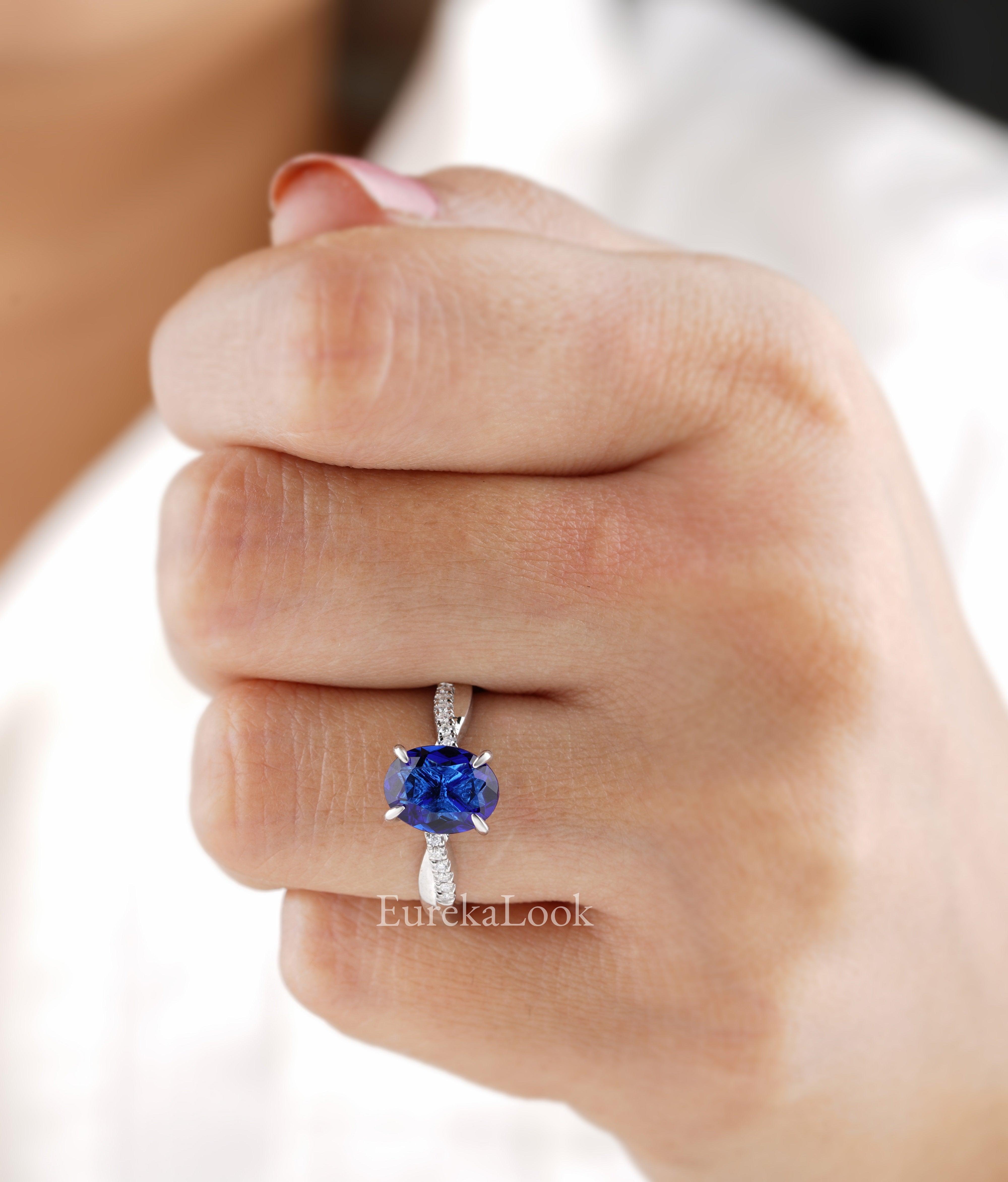 Oval cut sapphire discount engagement ring