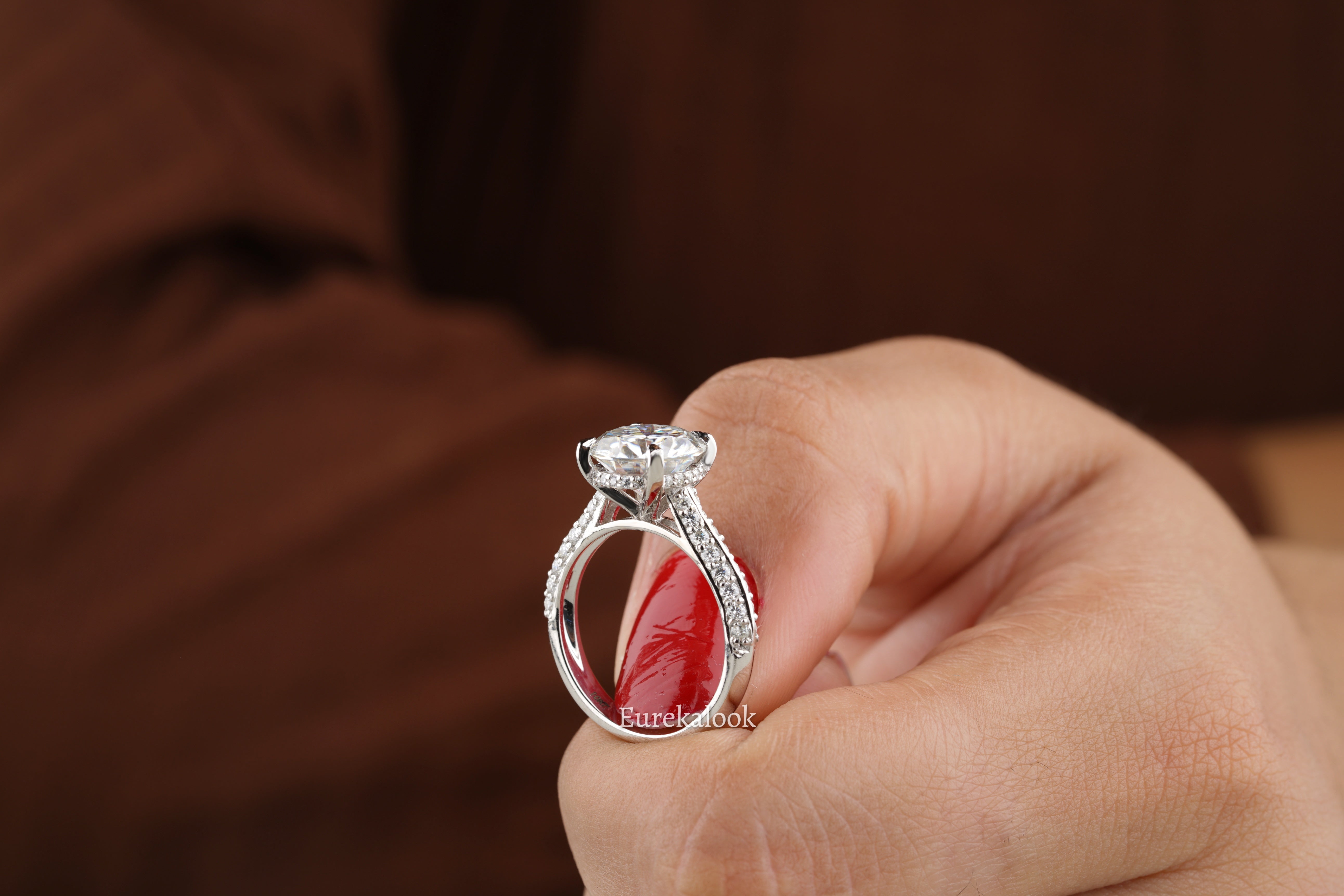 Classic Round Cut Moissanite Engagement Ring - Eurekalook