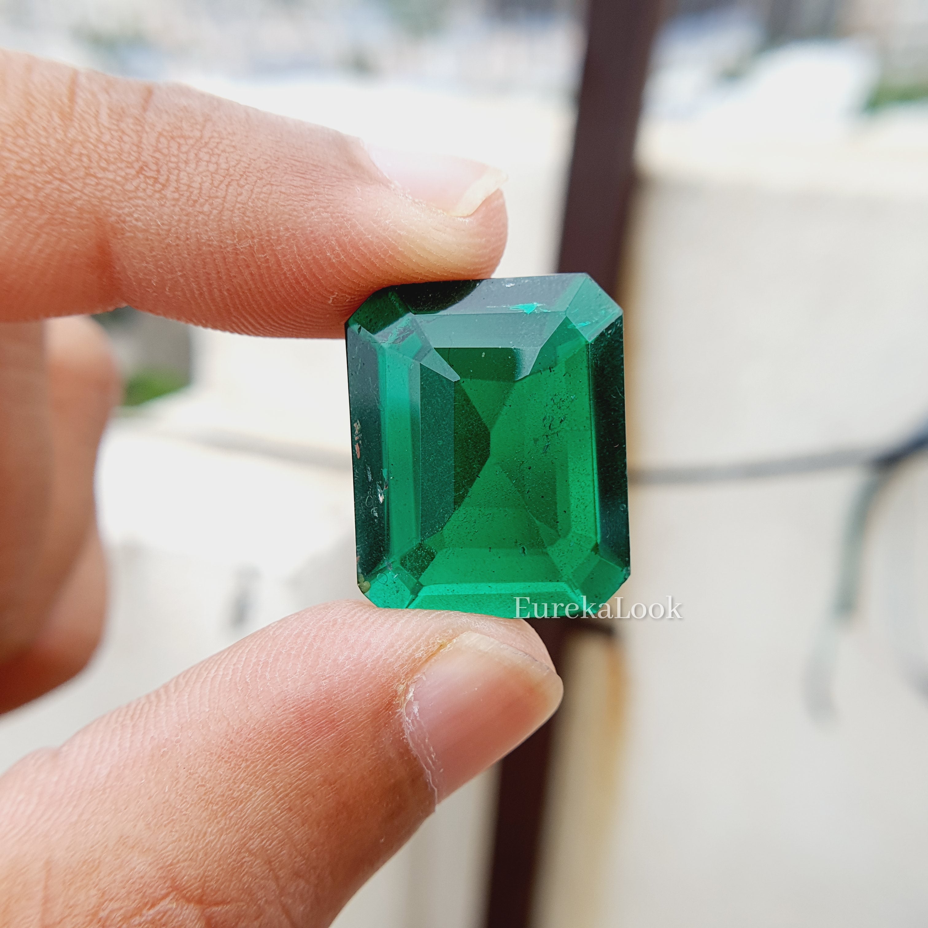 18CT Classic Green Emerald Loose Gemstone - Eurekalook